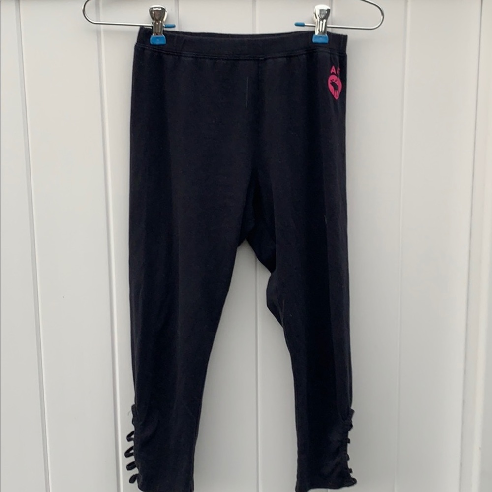 Abercrombie Kids capri leggings with cutouts